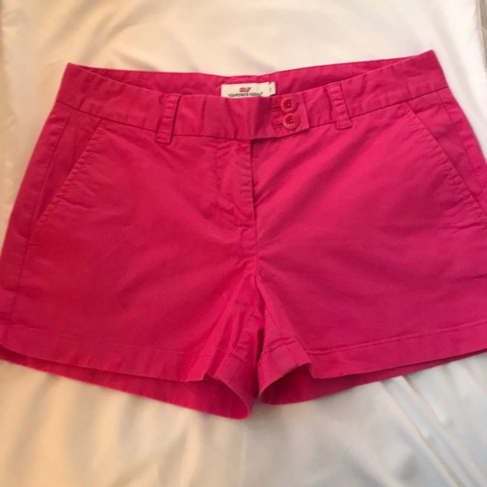 Vineyard Vines shorts
